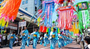 ゴールデンウィークを楽しみ尽くせ 日本最大級のお祭り 博多どんたくの魅力を徹底解説 オマツリジャパン 毎日 祭日 ゴールデンウィークを楽しみ尽くせ 日本最大級のお祭り 博多どんたくの魅力を徹底解説 オマツリジャパン 毎日 祭日