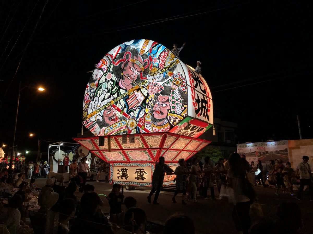 見応えのある巨大な扇ねぷた