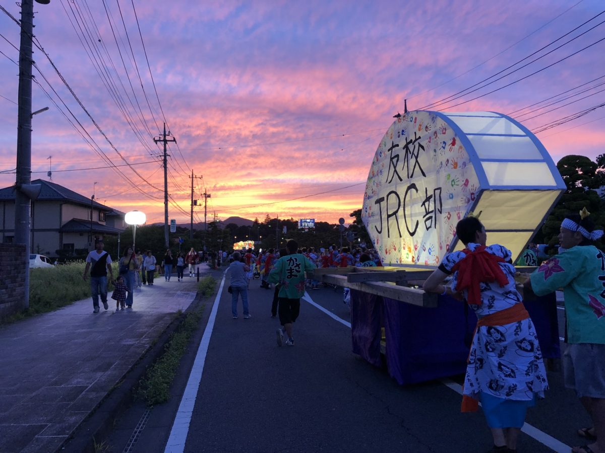 笠間のまつり2018 夕日とねぶた