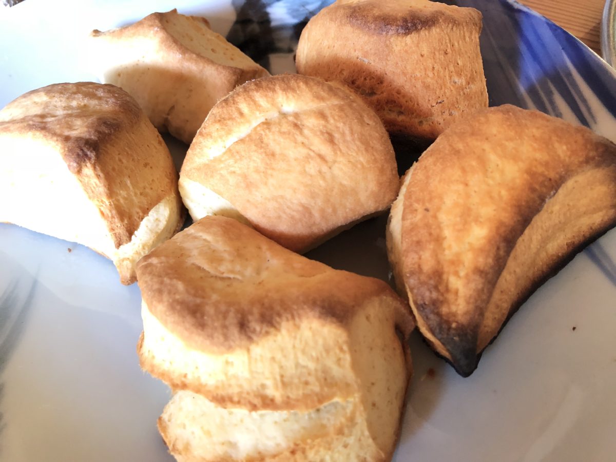 焼きたてのスコーン