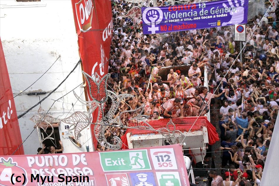 スペインでトマト祭り-Tomatina 2018-に参加できる！世界の奇祭