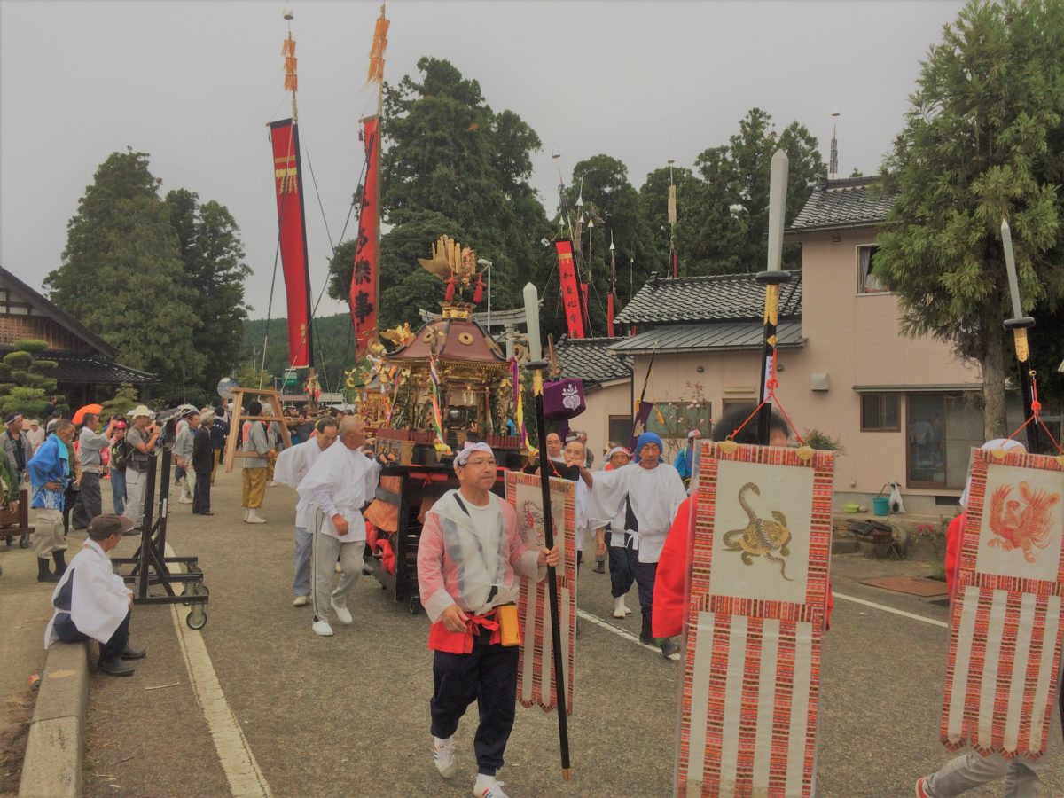 お熊甲祭り｜行軍