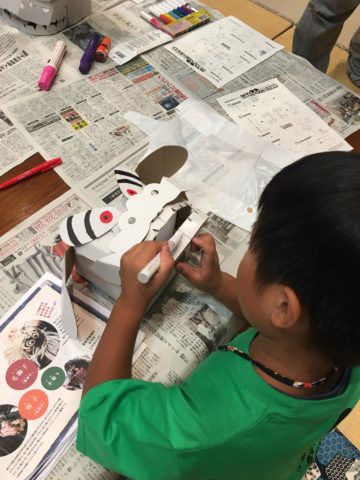 ダンボールで獅子舞を作る