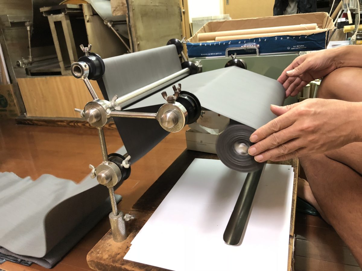 すごいスピードでぐるぐると巻いて…