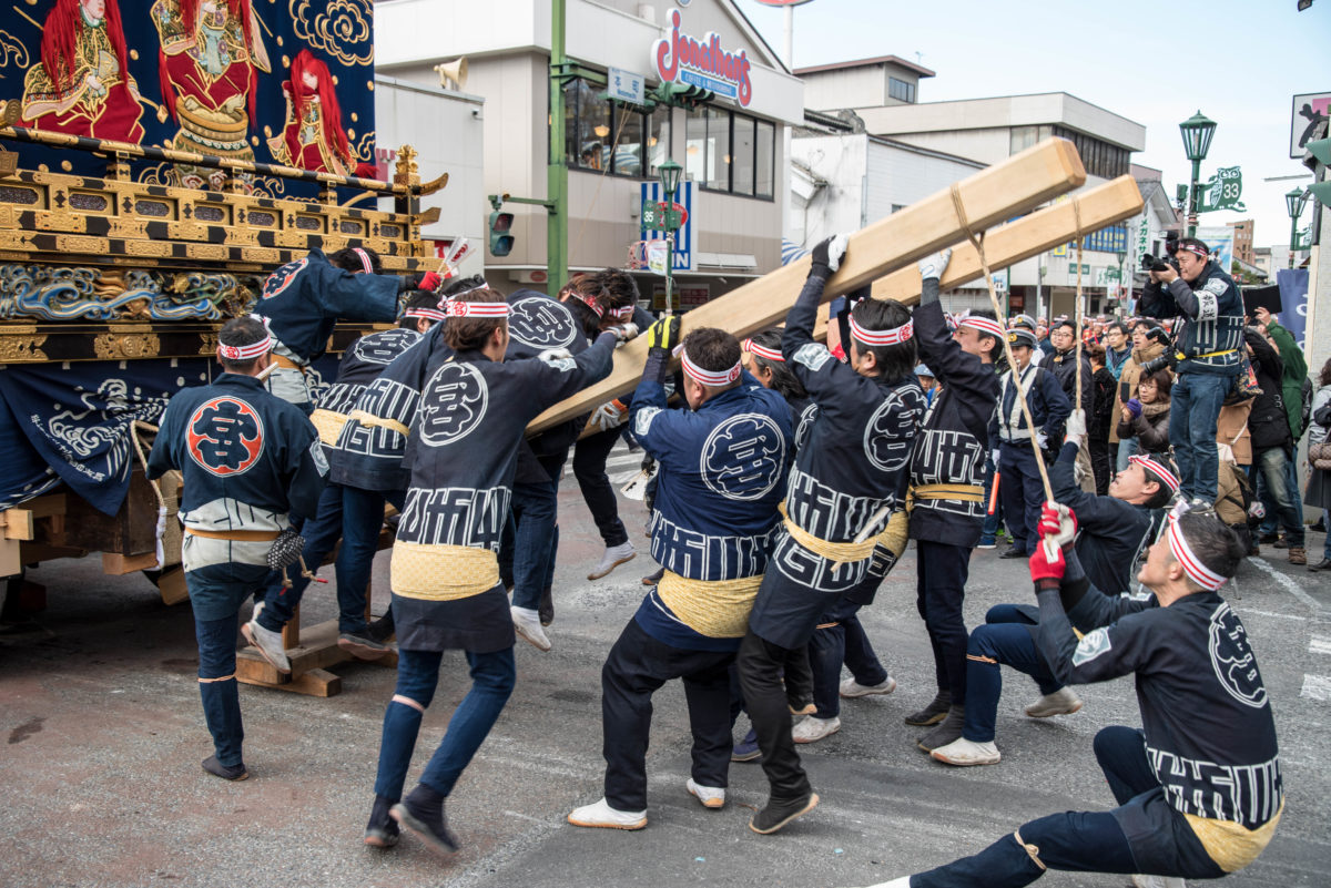 秩父夜祭のギリ回し
