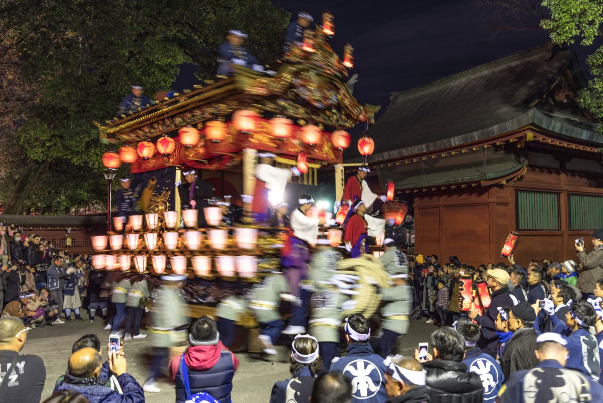 秩父夜祭|屋台ギリ回し