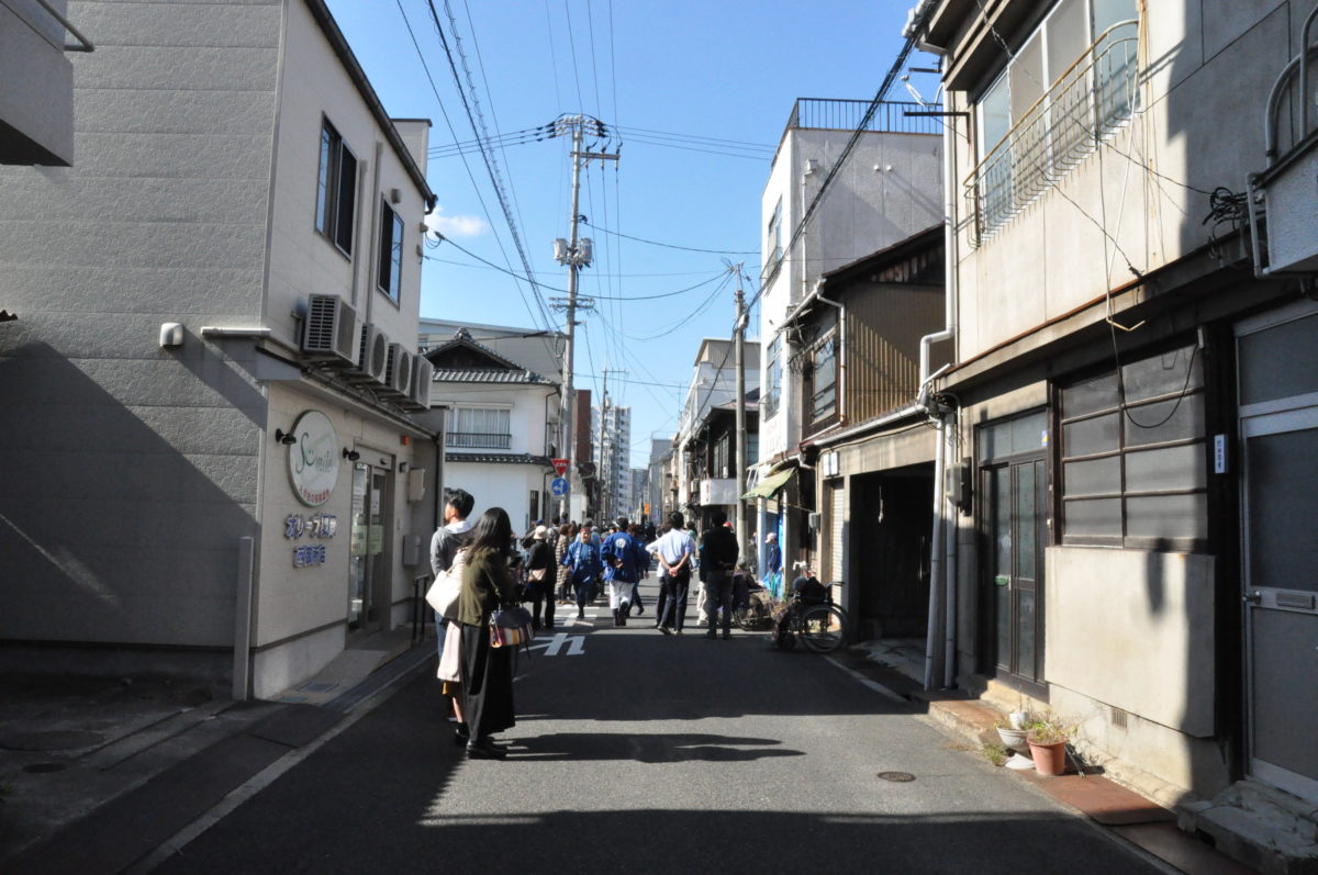 尾道ベッチャー祭り｜人だかり