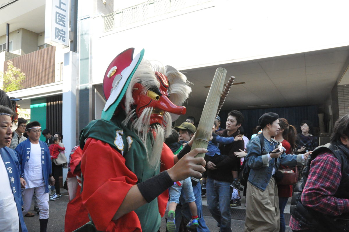 尾道ベッチャー祭り｜天狗面のショーキー