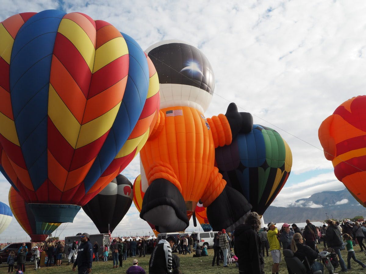 世界最大の気球のお祭り アメリカ アルバカーキ バルーンフィエスタ に行ってきた オマツリジャパン あなたと祭りをつなげるメディア