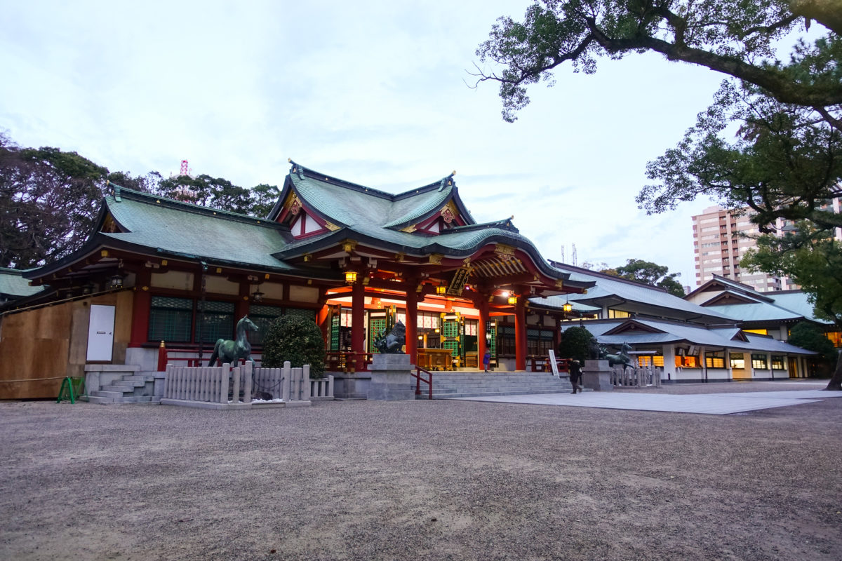 西宮神社の本殿