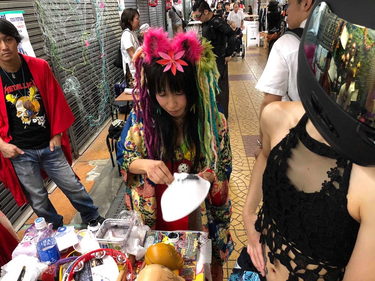 セルフ祭のお面屋さん