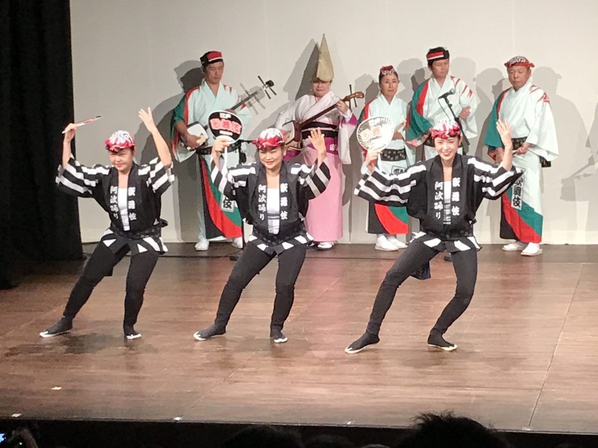 高円寺秋の阿波踊り