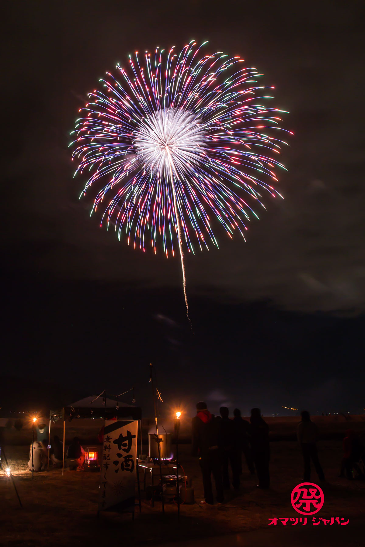 神明の花火で有名な市川三郷町をレポート！初開催の2018年「大晦日花火」と「玩具花火店はなびかん」の魅力をご紹介。｜株式会社オマツリジャパン