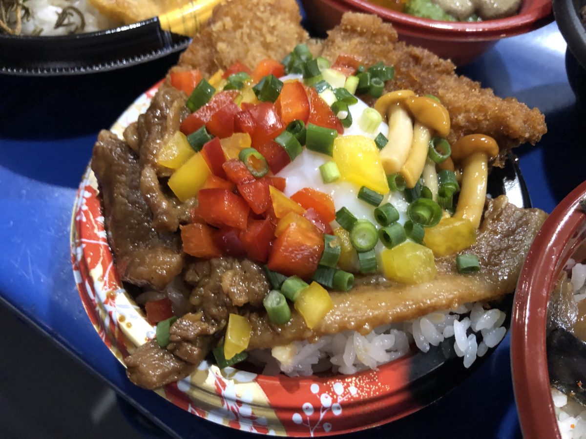 秩父わらじ豚味噌丼@埼玉