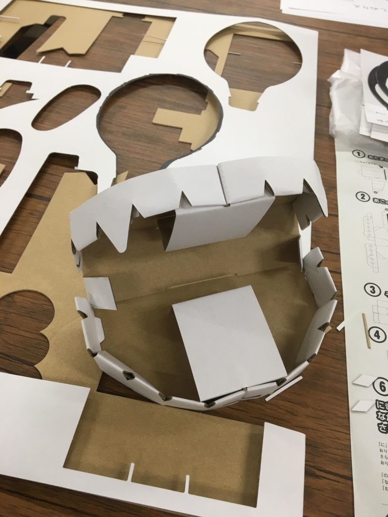 ダンボール獅子舞制作過程