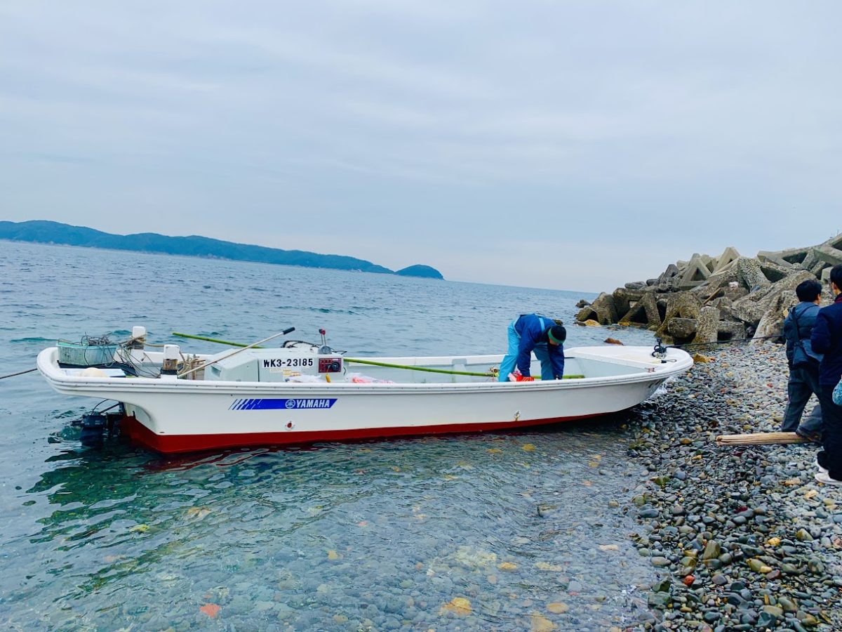 淡嶋神社のひな流し