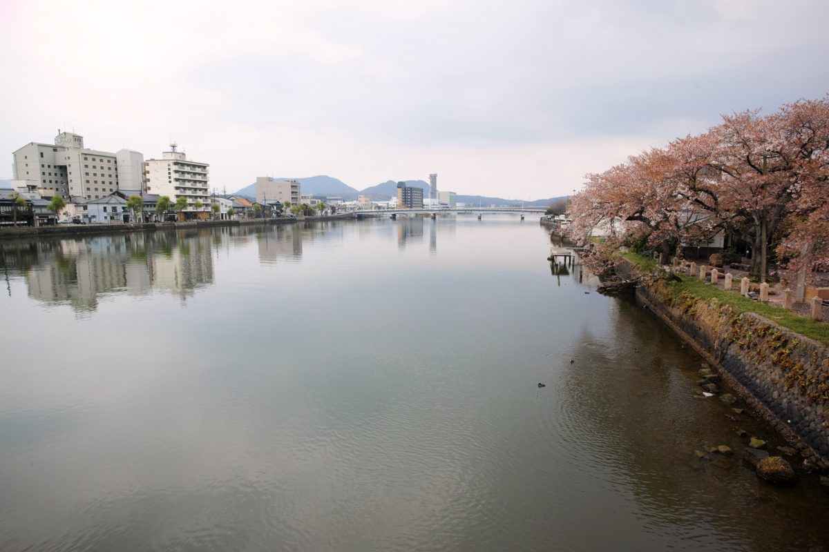 ホーランエンヤ