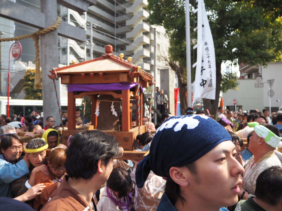 かなまら大神輿