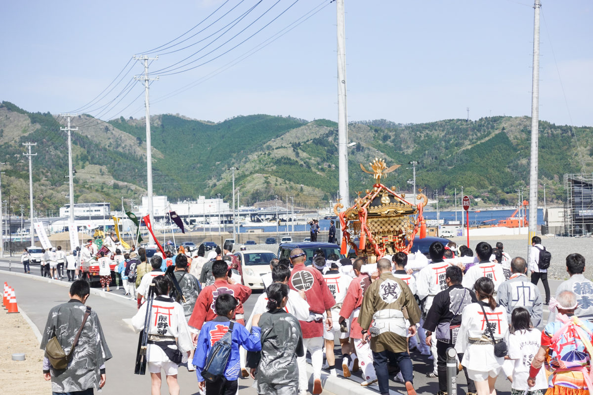 町の復興造成計画に従い毎年神輿の巡行路は変わっていく。町が徐々に復興へ向かっている証だ