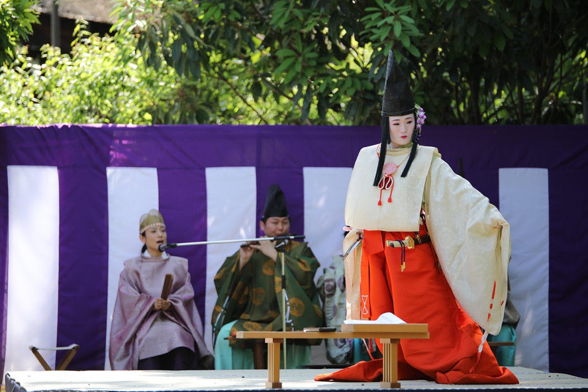 雅楽 五節舞 天皇即位限定 十二単の五人の舞 オマツリジャパン 毎日 祭日 雅楽 五節舞 天皇即位限定 十二単の五人の舞 オマツリジャパン 毎日 祭日