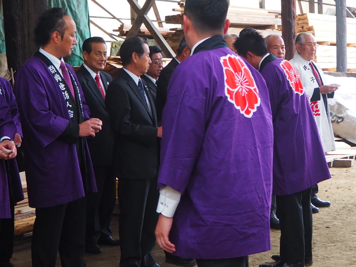 服男 神社 2019 人気 結果