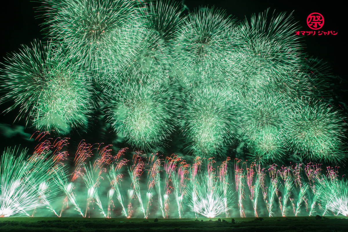 神明の花火 厳選フォトレポート！ 一流花火師も選ぶスゴい花火大会