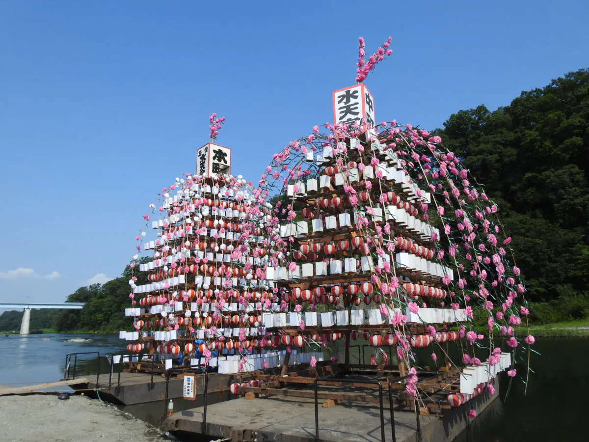 寄居玉淀水天宮祭 舟山車と花火が美しいこの水祭りだけの魅力とは オマツリジャパン あなたと祭りをつなげるメディア 寄居玉淀水天宮祭 舟山車と花火が美しいこの水祭りだけの魅力とは オマツリジャパン あなたと祭りをつなげるメディア