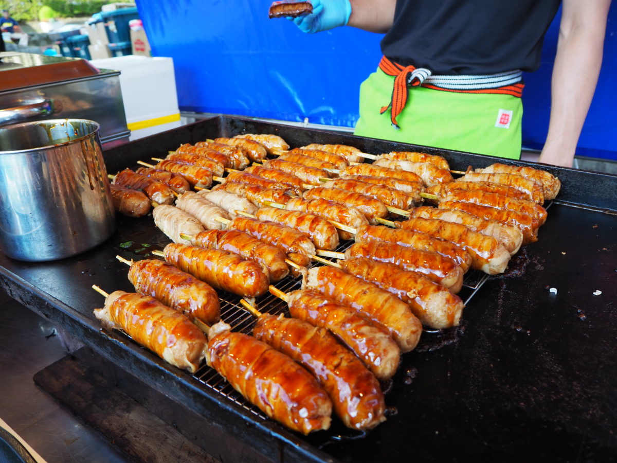 肉巻きおにぎり@櫻山神社の参道S DIGITAL CAMERA