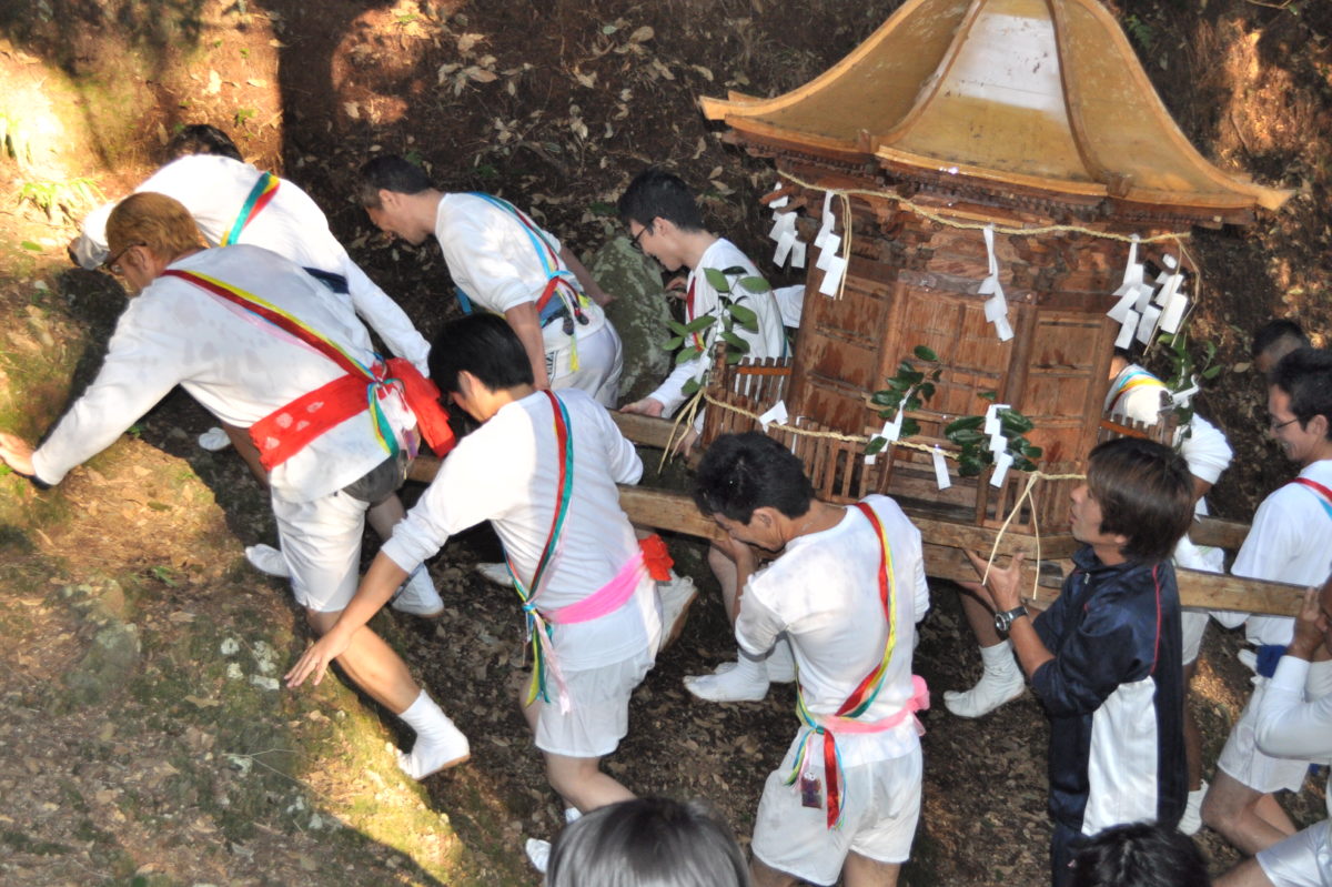 顔戸八幡神社祭礼