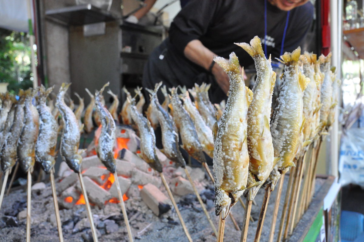 神宮外苑いちょう祭り