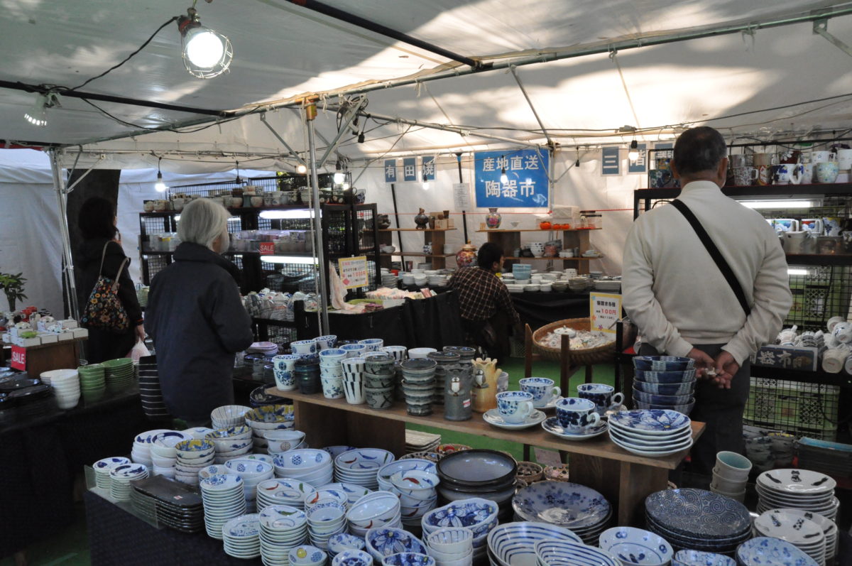 神宮外苑いちょう祭り