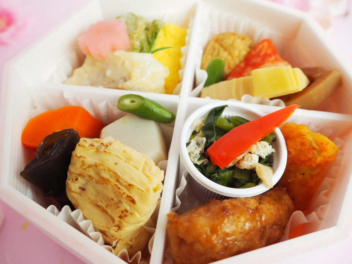  なだ万厨房「お花見御膳 はるうらら」1944円