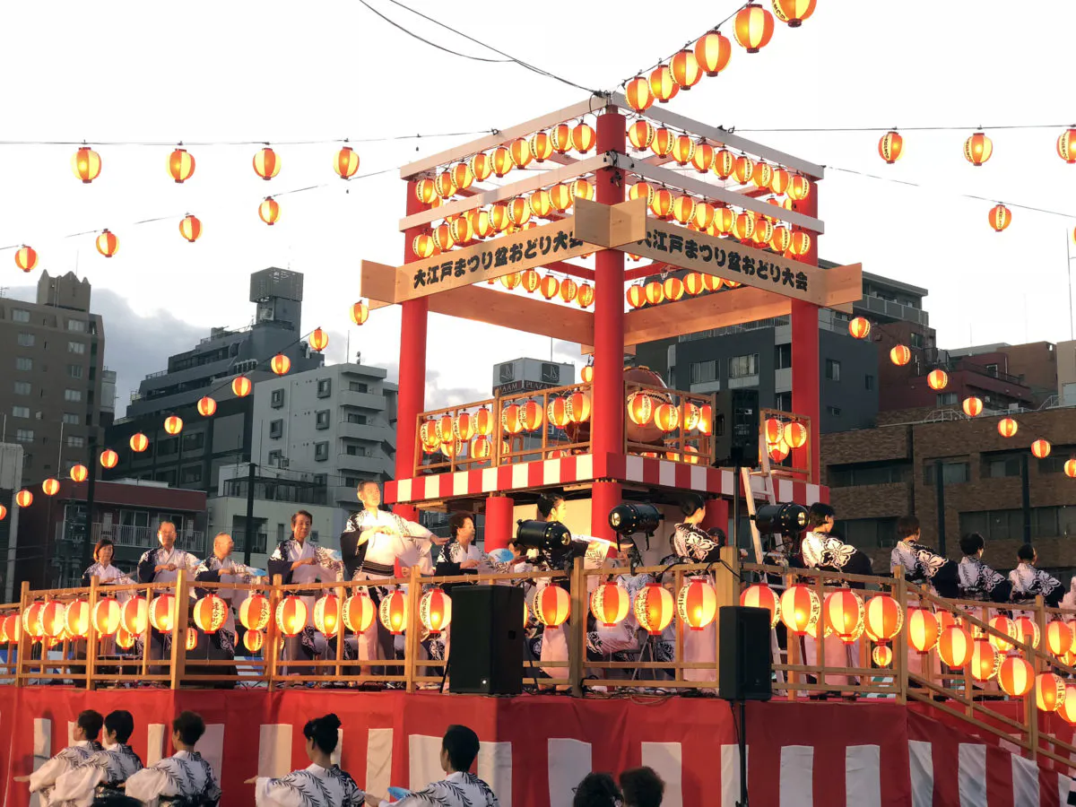 中央区大江戸まつり 江戸っ子参加必須の盆踊り 踊らないと夏は終われない オマツリジャパン あなたと祭りをつなげるメディア 中央区大江戸まつり 江戸っ子参加必須の盆踊り 踊らないと夏は終われない オマツリジャパン あなたと祭りをつなげるメディア
