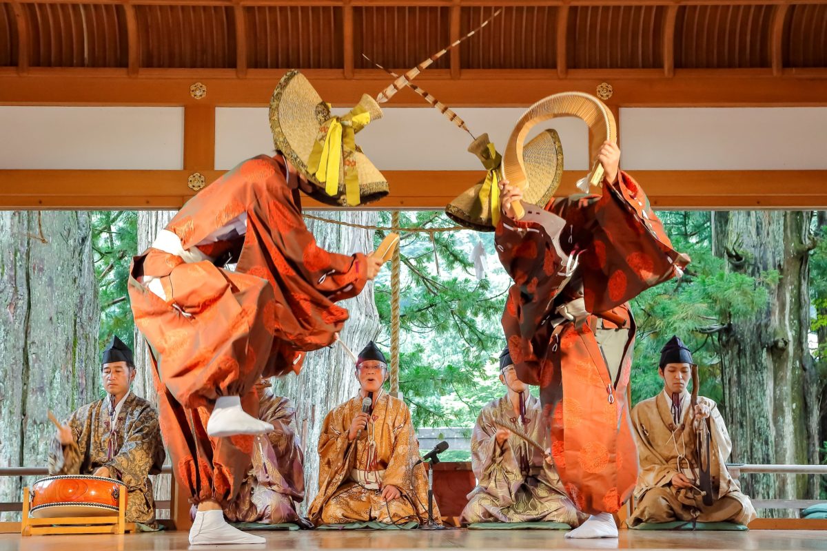 こきりこ祭り】日本の原風景「五箇山」で最古の民謡を堪能しよう ...