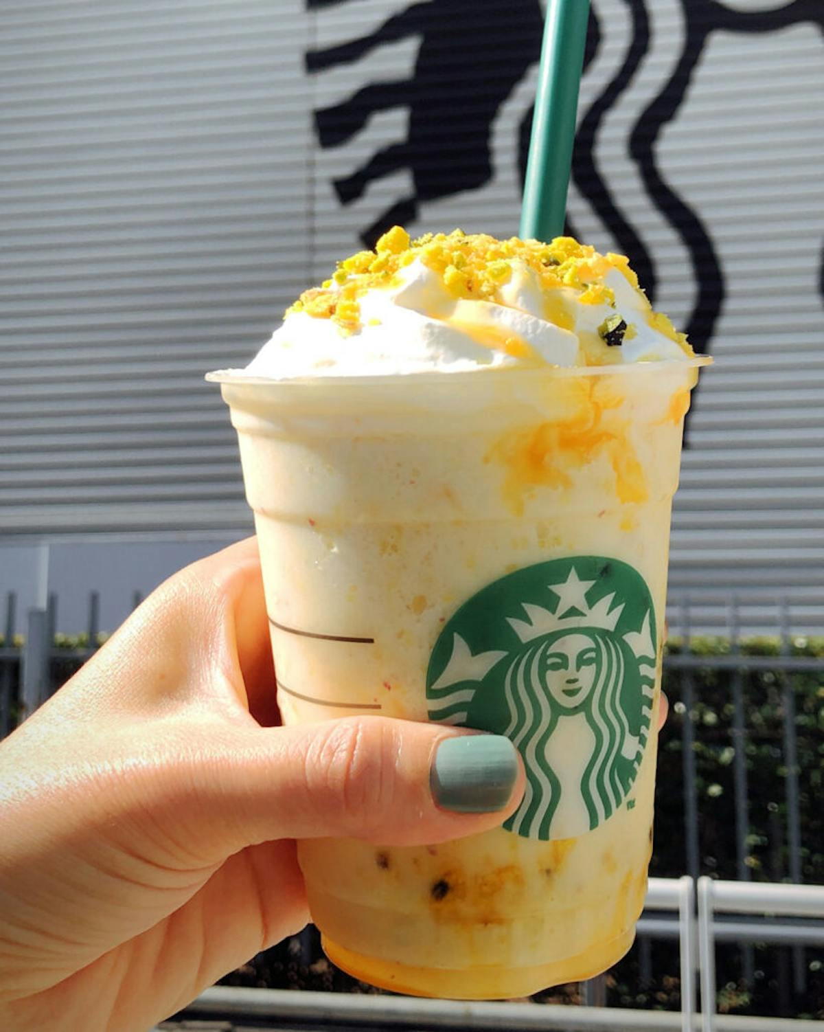 スタバの年ハロウィンは フラペチーノとスイーツで秋の味覚を堪能 実食レポ オマツリジャパン 毎日 祭日 スタバの年ハロウィンは フラペチーノとスイーツで秋の味覚を堪能 実食レポ オマツリジャパン 毎日 祭日