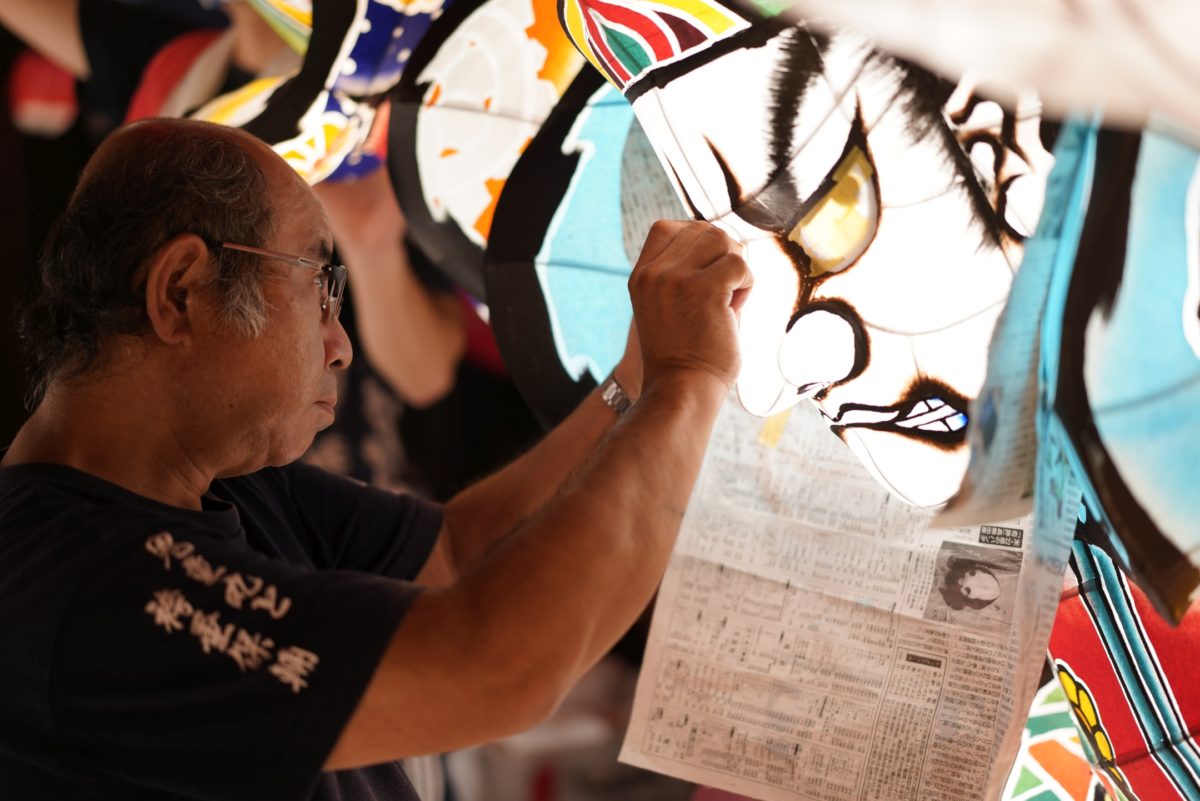 ねぶた師の内山龍星氏