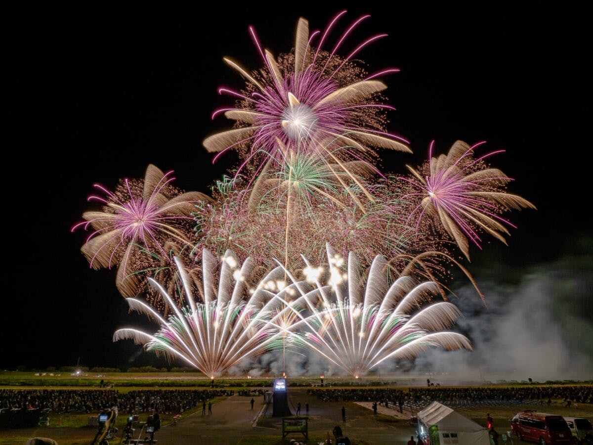 大曲の花火ー秋の章ー 光明 地域限定だからこそ全国に届けたい オマツリジャパン あなたと祭りをつなげるメディア 大曲の花火ー秋の章ー 光明 地域限定だからこそ全国に届けたい オマツリジャパン あなたと祭りをつなげるメディア