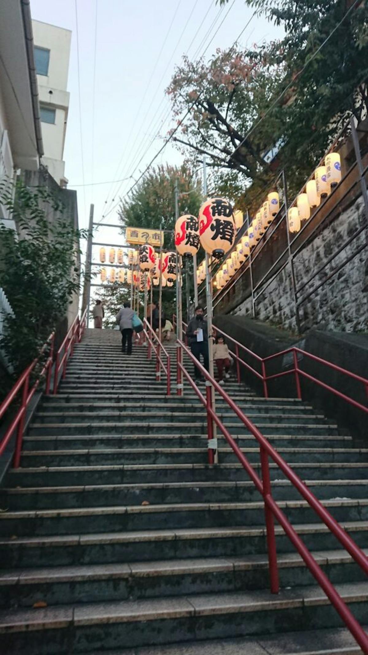 四谷須賀神社 あの聖地も酉の市 オマツリジャパン あなたと祭りをつなげるメディア 四谷須賀神社 あの聖地も酉の市 オマツリジャパン あなたと祭りをつなげるメディア