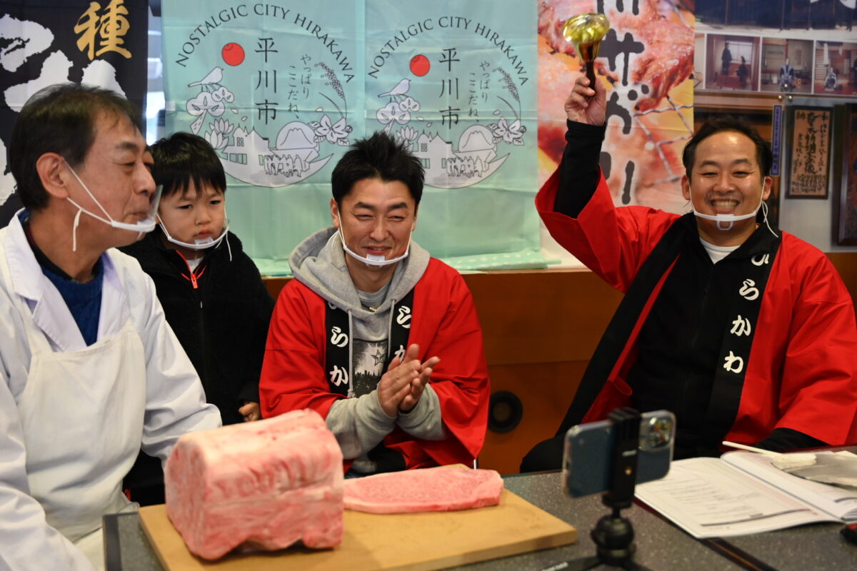 SERIの最後には、谷川さんの次男も配信に出演した