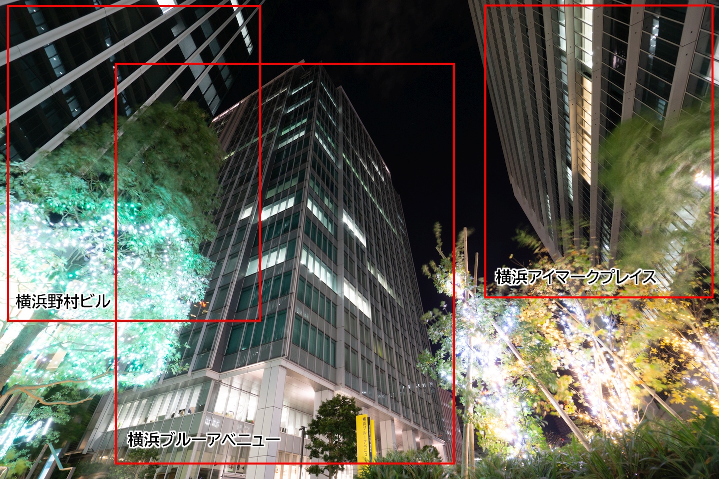 3大オフィスビルの中庭