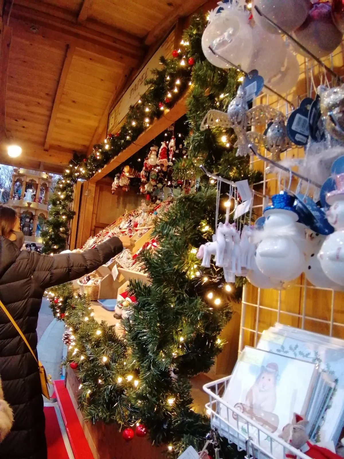 東京クリスマスマーケット 本場ドイツのクリスマスマーケット気分を味わえる オマツリジャパン あなたと祭りをつなげるメディア 東京クリスマスマーケット 本場ドイツのクリスマスマーケット気分を味わえる オマツリジャパン あなたと祭りをつなげるメディア