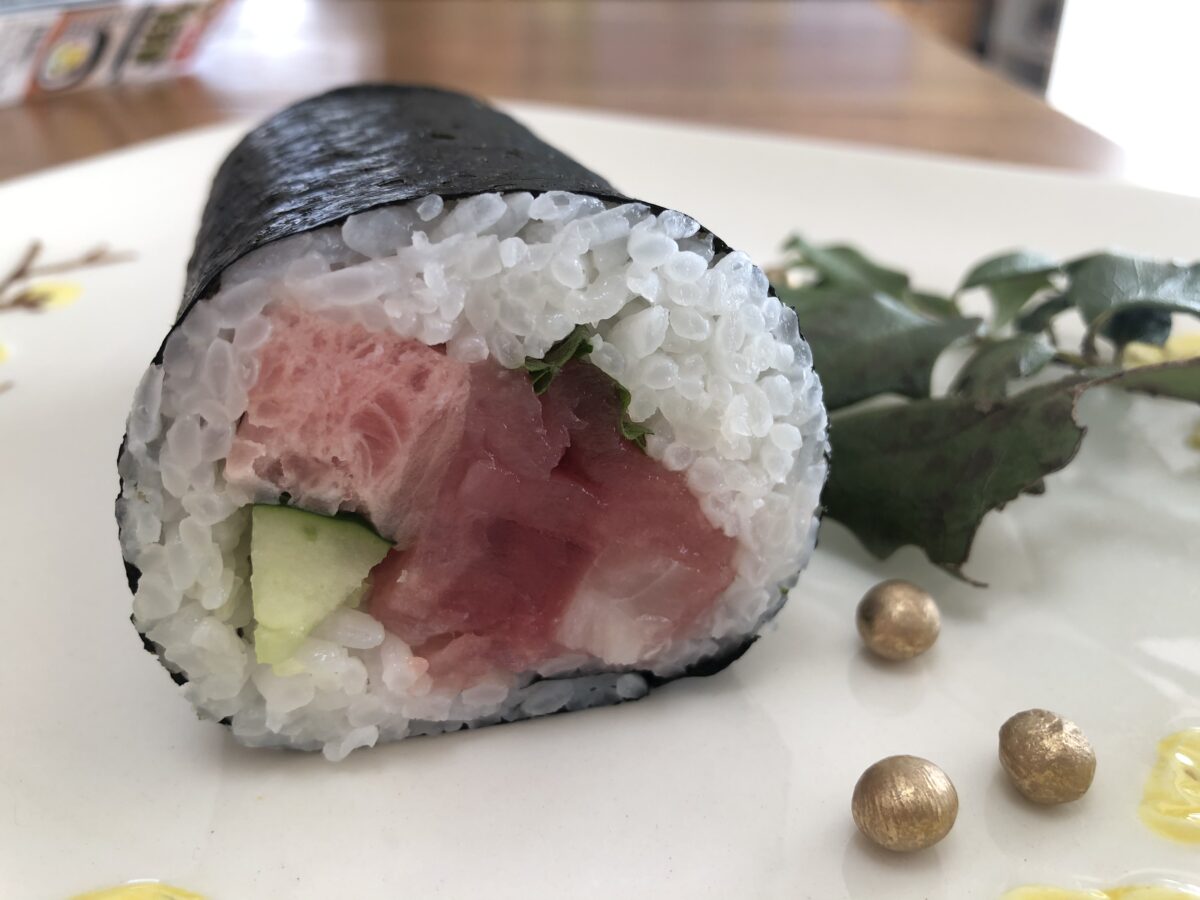 3種のまぐろたっぷり恵方巻（ハーフ）