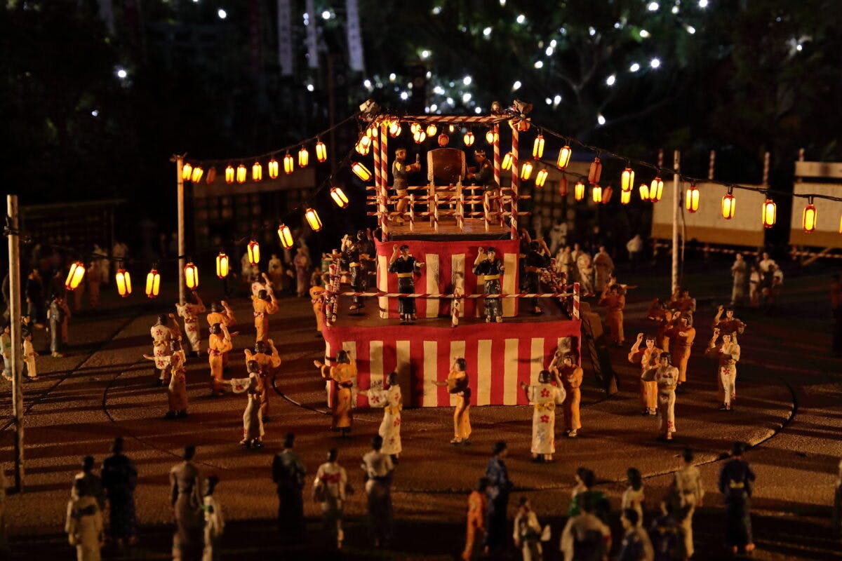 なぜ盆踊りは輪になって踊る?民俗学から本当の成り立ちにせまる!