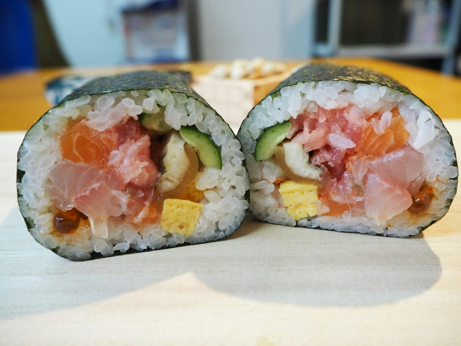 「すし銚子丸」の恵方巻は海鮮たっぷり!実食レポ‐2021年版