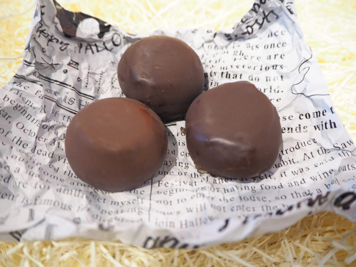 チョコレート（トリュフ＋ヘーゼルナッツ）