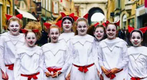 夏の夜の猫ハロウィン 猫メイクで踊りまくる静岡の奇祭ってニャンだ オマツリジャパン あなたと祭りをつなげるメディア 夏の夜の猫ハロウィン 猫メイクで踊りまくる静岡の奇祭ってニャンだ オマツリジャパン あなたと祭りをつなげるメディア