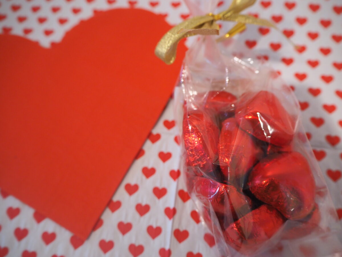 ハート型ミルクチョコ巾着