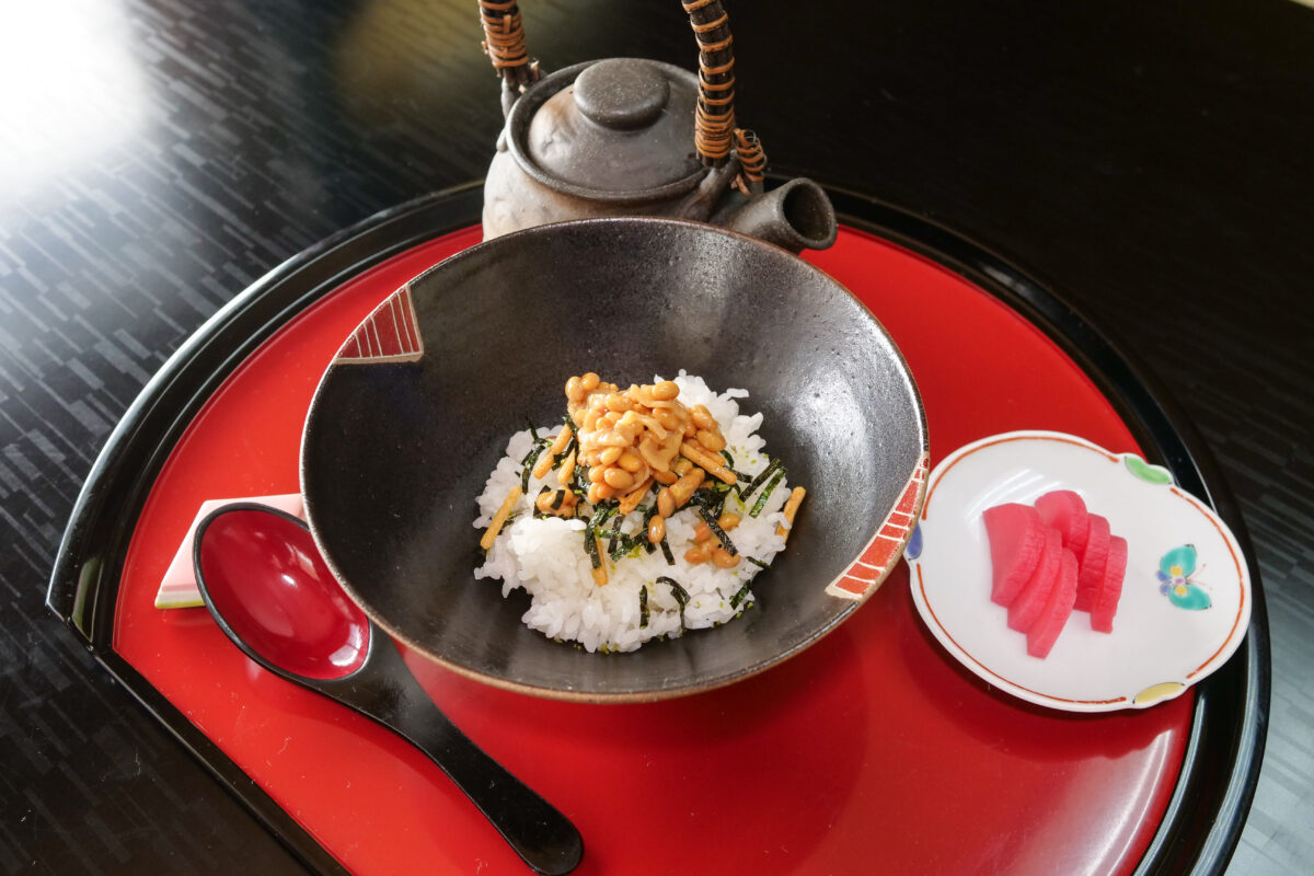 そぼろ納豆茶づけ