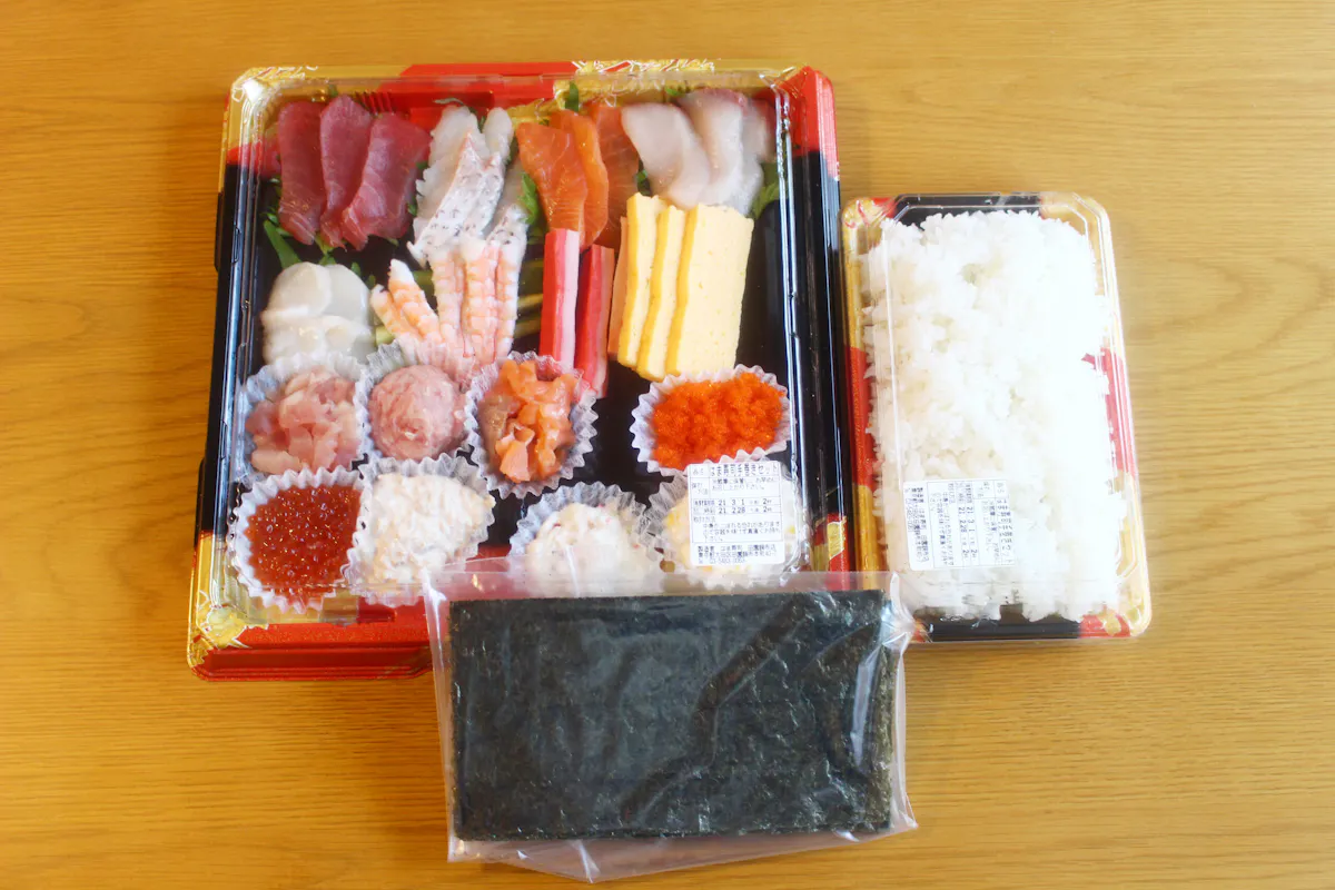 はま寿司のひな祭りは お家で手巻き寿司 追いシャリでお寿司を握ることも オマツリジャパン あなたと祭りをつなげるメディア はま寿司のひな祭りは お家で手巻き寿司 追いシャリでお寿司を握ることも オマツリジャパン あなたと祭りをつなげるメディア