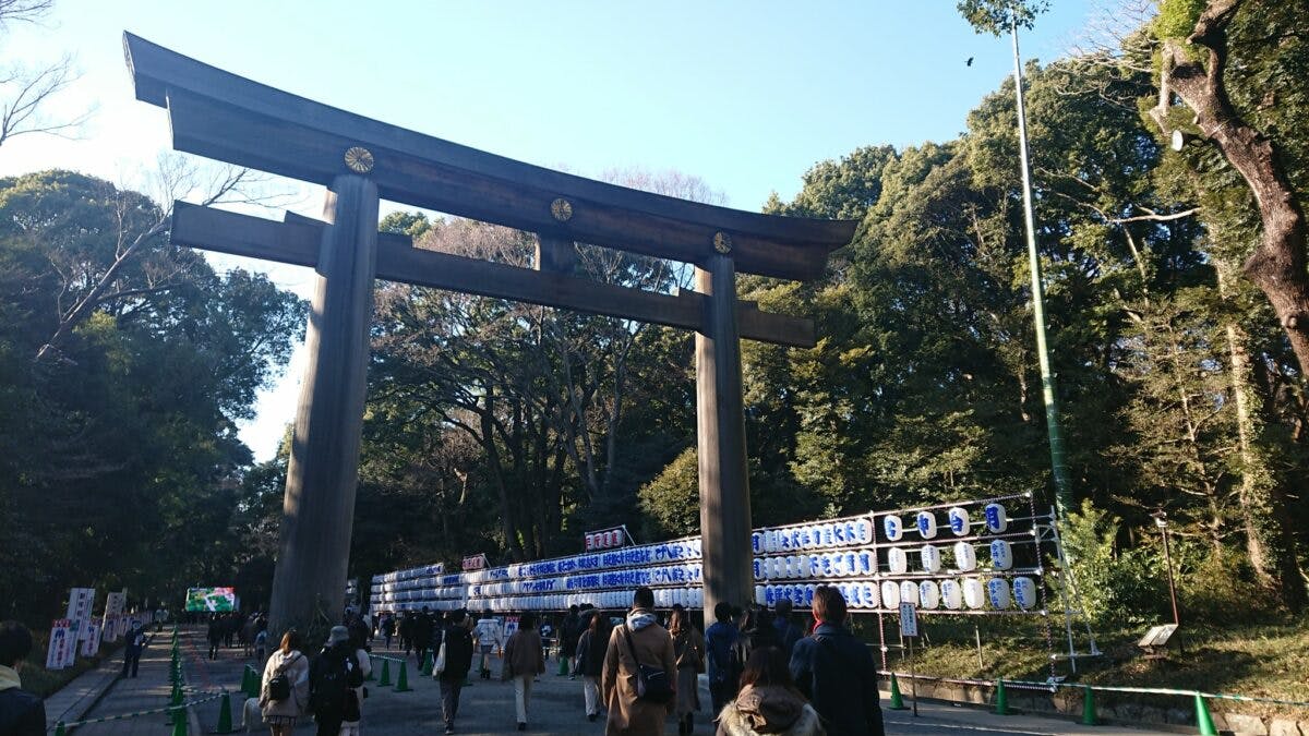 明治神宮 日本一の初詣参拝者数を誇る 永遠の杜 オマツリジャパン あなたと祭りをつなげるメディア 明治神宮 日本一の初詣参拝者数を誇る 永遠の杜 オマツリジャパン あなたと祭りをつなげるメディア